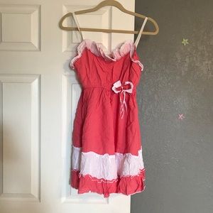 Cute summer dress.